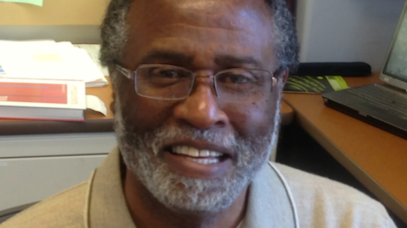 Darry Andrews