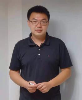 Jingyin Huang