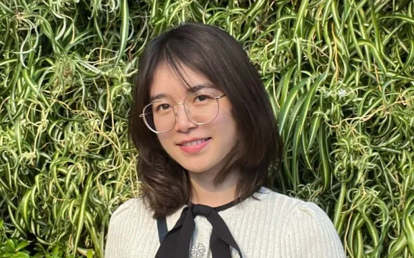 Zhenzhen Huang