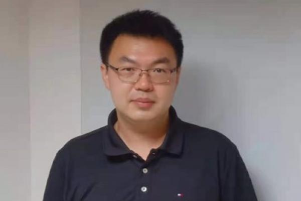 J Huang